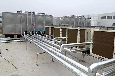 盐城市大丰医院热水项目采用DKFXRS-80KIIWa超低温空气能热水机组8台